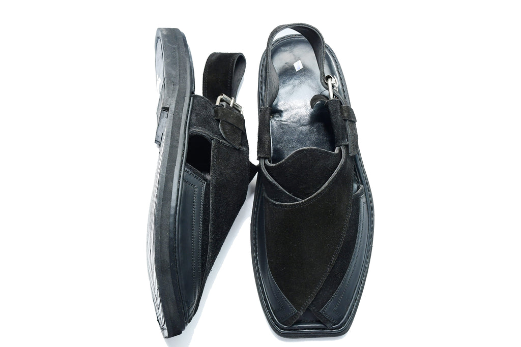 Soude Medium Sole Peshawari Chappal For Men Black