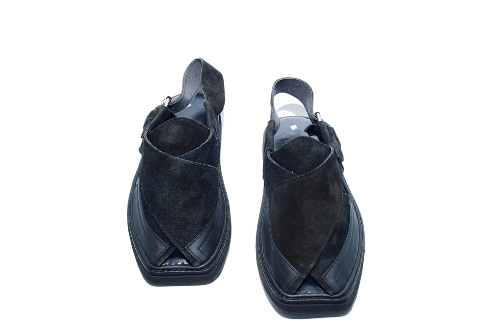 Soude Medium Sole Peshawari Chappal For Men Black